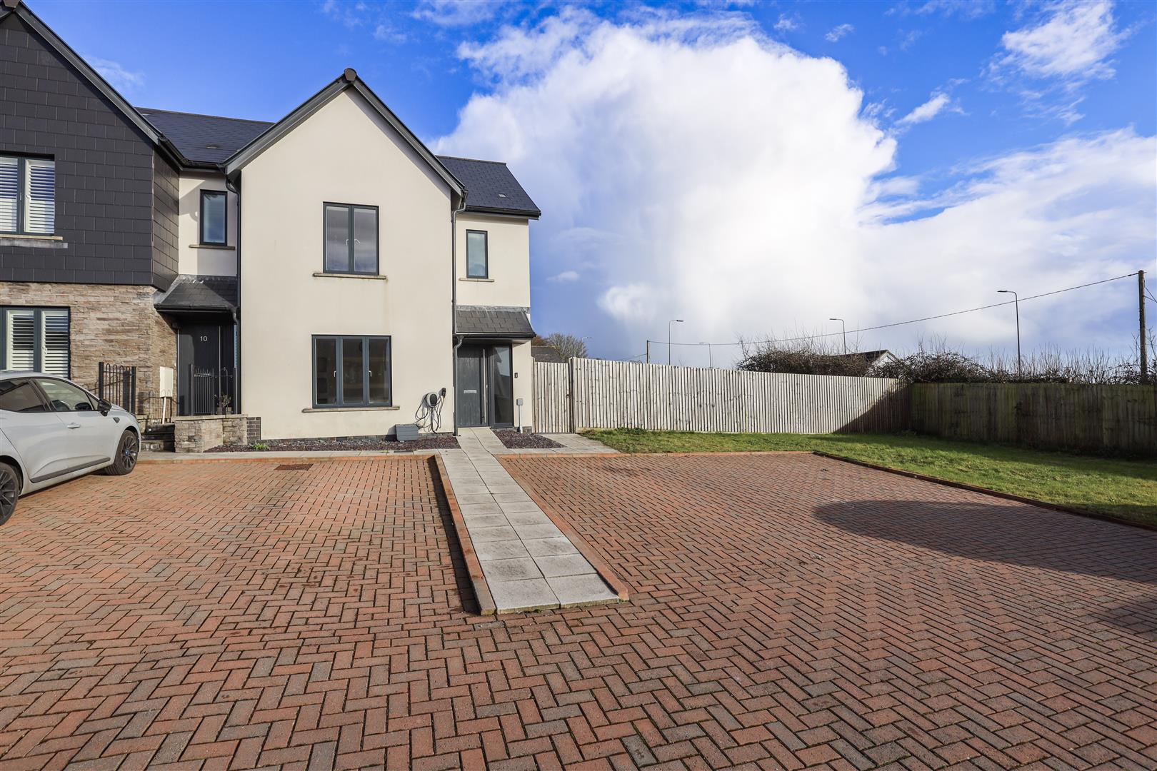11 Court Close, Cottrell Gardens, Bonvilston, Vale of Glamorgan, CF5 6FX